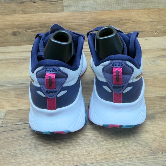 Saucony Guide 15 Womens Size 6.5 Running Walking Shoes Gray Athletics Sneakers - Picture 4 of 9